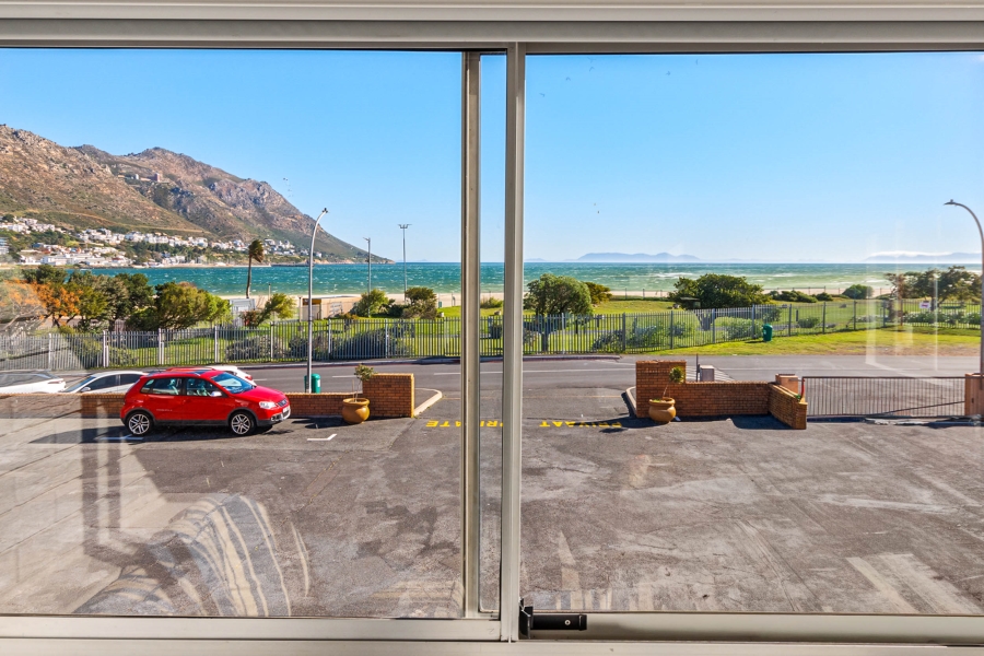 4 Bedroom Property for Sale in Gordons Bay Village Western Cape
